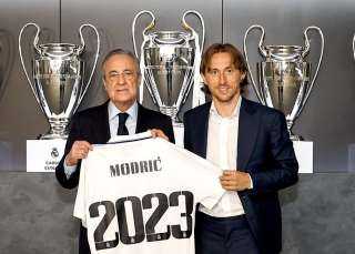 ريال مدريد يجدد عقد ”مودريتش“ لصيف 2023