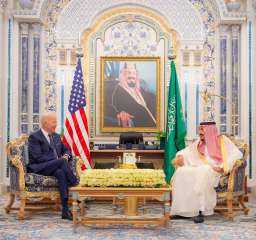 خادم الحرمين الشريفين يلتقى الرئيس الأمريكى جو بايدن بقصر السلام فى جدة