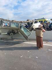 بالصور والأسماء.. مصرع وإصابة 22 فتاة في انقلاب ميكروباص عمالة بصحراوى البحيرة