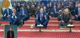 الرئيس ”السيسي“ يؤدي صلاة الجمعة من مسجد المشير في ذكرى العاشر من رمضان