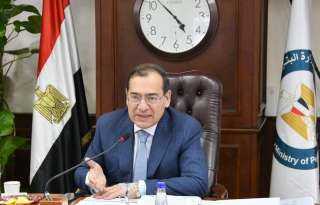 وزير البترول: تحويل 500 ألف سيارة للغاز الطبيعي حتى مارس 2023