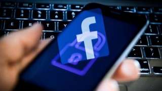 خلل فنى في ”فيس بوك“.. يرسل طلبات صداقة بشكل عشوائي للجميع