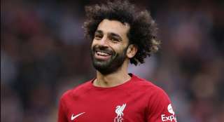 على طريقته الخاصة.. محمد صلاح يودع رباعي ليفربول بعد مغادرة أنفيلد