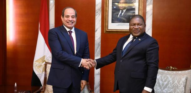 الرئيس السيسي يؤكد تقديم كل أوجه الدعم للأشقاء في موزمبيق مدنيًا وعسكريًا
