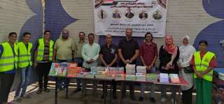 حزب ”المصريين“ يُطلق مبادرة «كتاب الخير» بالبحر الأحمر.. صور