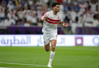 مدير النشاط الرياضي يفجر مفاجأة من العيار الثقيل بشأن رحيل زيزو عن الزمالك