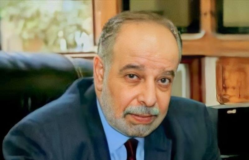 مهرجان شرم الشيخ الدولي للمسرح الشبابي يكرم الفنان القدير ياسر صادق