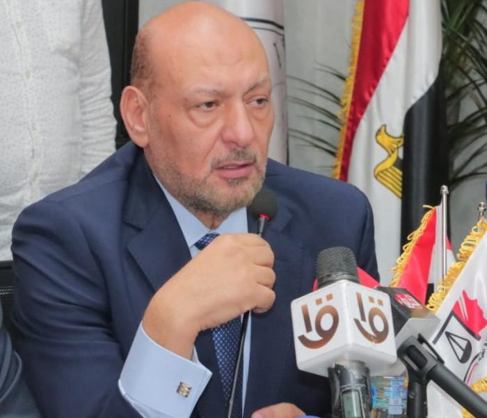 المستشار حسين أبو العطا، رئيس حزب ”المصريين“