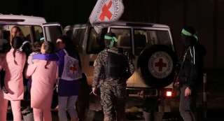 إسرائيل تعلن إطلاق سراح 33 أسيرًا فلسطينيًا بموجب صفقة تبادل الرهائن