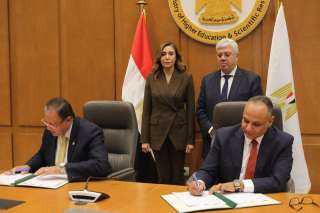 وزيرة الثقافة تشهد توقيع بروتوكول مع التعليم العالي لدعم برامج الطفل