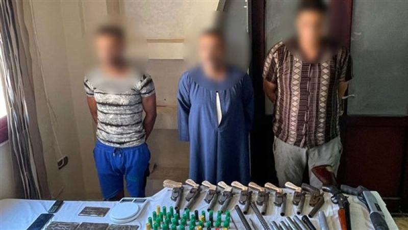 ضبط 13 شخصا لارتكاب جرائم سرقات