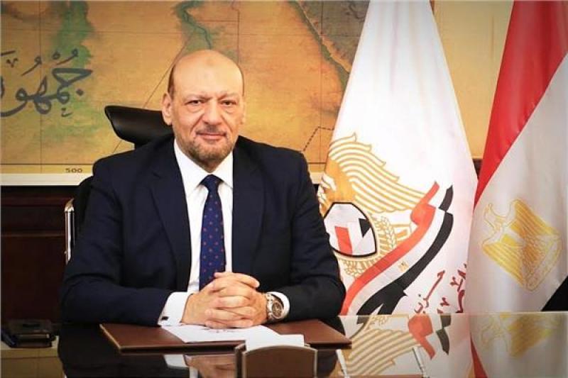 المستشار حسين أبو العطا، رئيس حزب ”المصريين
