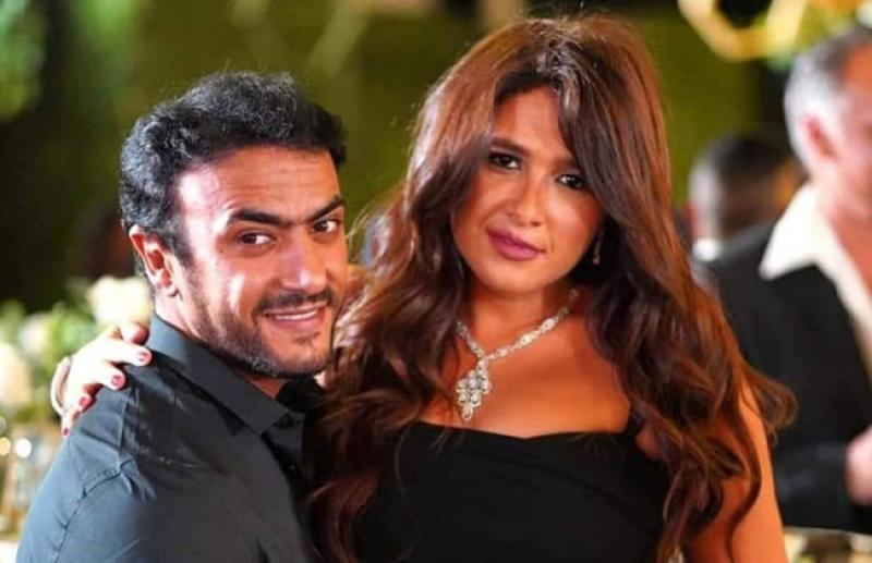 ياسمين عبدالعزيز و أحمد العوضي