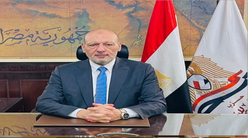 المستشار حسين أبو العطا، رئيس حزب ”المصريين“