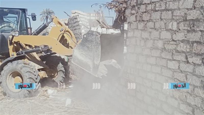 إزالة مخالفات بناء