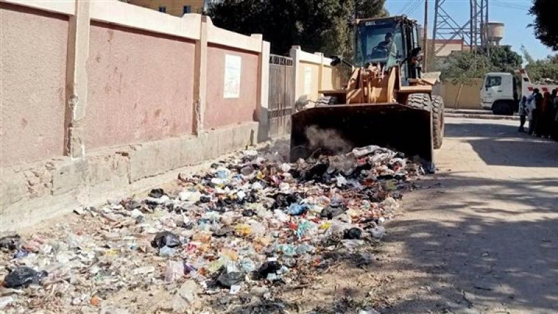 حملة إزالة المخلفات بأسيوط