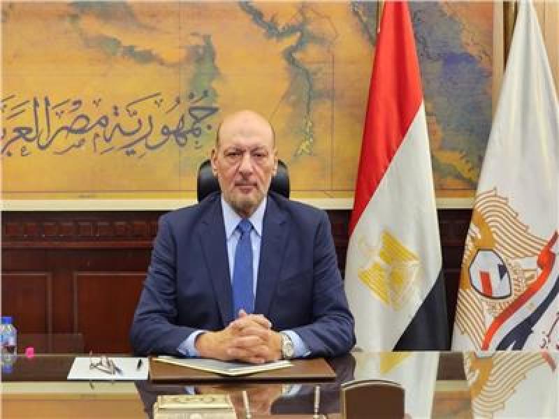 المستشار حسين أبو العطا، رئيس حزب "المصريين
