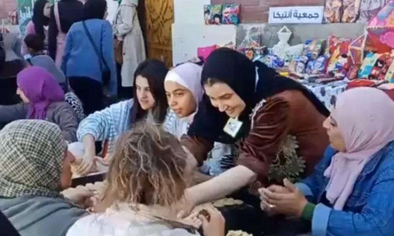 سيدات محافظة الإسكندرية ينظمون اكبر مائدة كحك بالإسكندرية