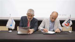 توقيع اتفاقية شراكة لتبادل الخبرات وتقديم الحلول والخدمات للقطاع المصرفي