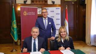 توقيع اتفاقية بين بنك مصر وفيزا للتوسع في نشاط المدفوعات من خلال البطاقات البنكية