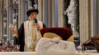 البابا تواضروس الثاني يترأس صلوات قداس عيد القيامة.. الليلة