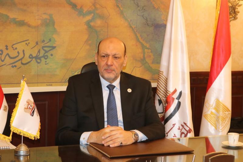 المستشار حسين أبو العطا، رئيس حزب "المصريين