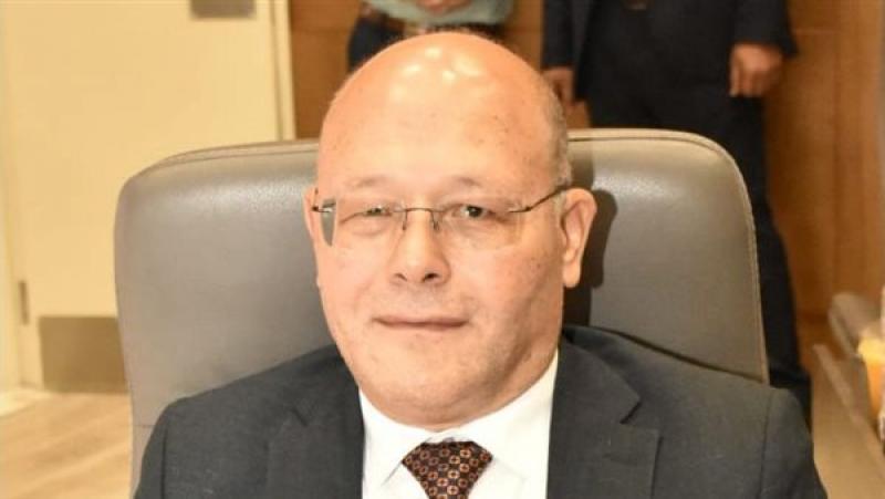 الدكتور حسان النعماني رئيس جامعة سوهاج