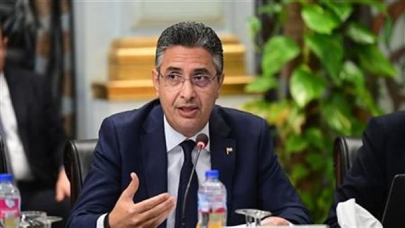 وزير التموين والتجارة الداخلية