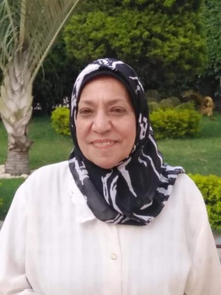 ليلي حسين