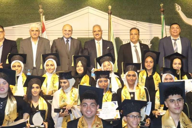 ”الصبروط“ يطلق مبادرة «اجتهدنا ونستحق» لتكريم المتفوقين علميًا في 130 هيئة شبابية بالجيزة