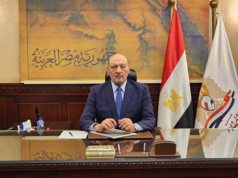 المستشار حسين أبو العطا، رئيس حزب "المصريين