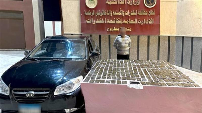 ضبط 3 عناصر إجرامية بحوزتهم كميات من مخدرى الحشيش