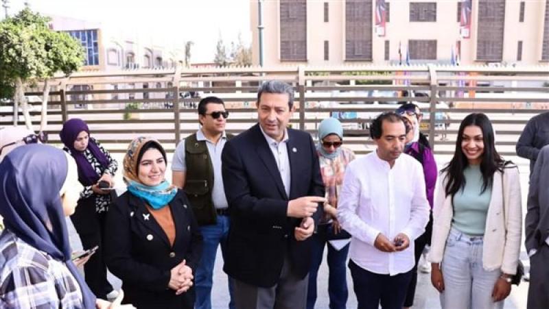 محافظ دمياط يتابع انطلاق ماراثون التصوير الفوتوغرافي