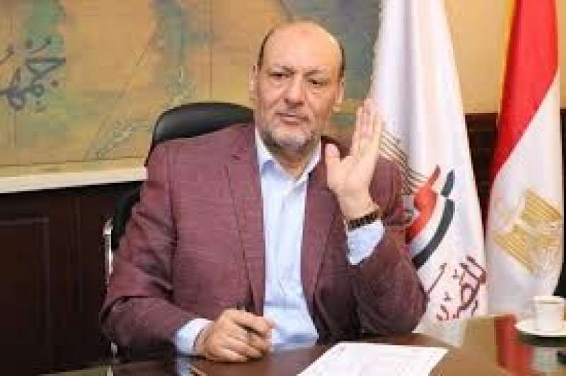 المستشار حسين أبو العطا، رئيس حزب ”المصريين“