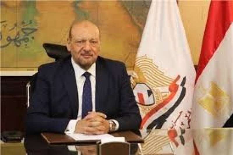 المستشار حسين أبو العطا، رئيس حزب ”المصريين
