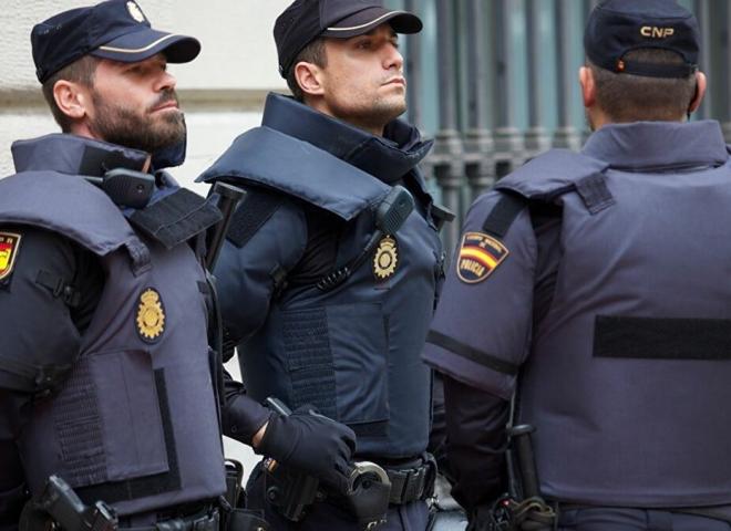 وزارة الداخلية الإسبانية تنشر 30 ألف شرطي لتعزيز الأمن خلال انقطاع التيار الكهربائي في البلاد