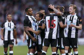 نيوكاسل يونايتد يفوز على تشيلسي بثنائية في الدوري الإنجليزي