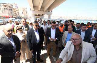 وزير الإسكان ومحافظ الإسكندرية يتفقدان مشروع إنشاء كوبري 45 ”محور السادات”