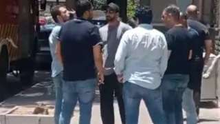محمد الشرنوبي أول الحضور في جنازة ابن عمه صلاح الشرنوبي