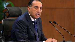 رئيس الوزراء يلتقي نائب رئيس بنك الاستثمار الأوروبي والوفد المرافق لها