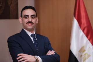 قيادي بالجبهة الوطنية : استمرار دائرة الصراع الحالية يدفع المنطقة إلى مزيد من الفوضى والتوتر