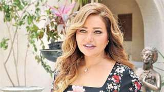 ليلى علوي نجمة الدورة الـ41 لمهرجان الإسكندرية السينمائي لدول البحر المتوسط
