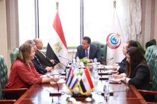 وزير الصحة يستقبل السفير الكوبي لبحث تعزيز التعاون في القطاع الصحي