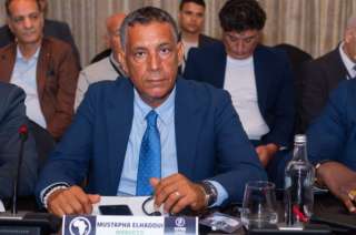 اللاعب الدولي المغربي مصطفى الحداوي يحضر الاجتماع العام لاتحاد لاعبي كرة القدم المحترفين في أفريقيا بالقاهرة