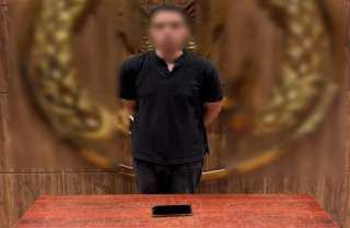 القبض على عامل بتهمة انتهاك خصوصية الزبائن وتصوير السيدات في دورة المياه بالنزهة