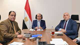 وزير الري يتابع حالة مجرى نهر النيل ومجهودات إزالة التعديات واستلام الأراضي