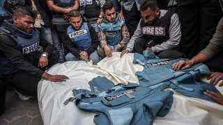 نائب نقيب الصحفيين الفلسطينيين: إسرائيل دمرت كافة المؤسسات الإعلامية في قطاع غزة