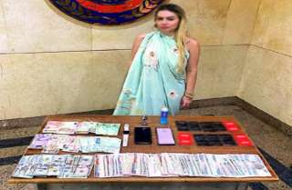 سقوط سيدة أجنبية حولت مسكنها للأعمال المنافية للآداب بالتجمع