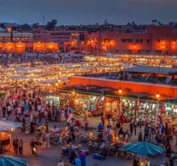 السياحة المغربية تسجل نموا قياسيا في العائدات خلال الأشهر السبعة الأولى من 2025
