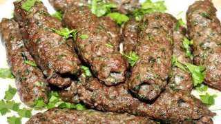 كفتة الحاتي... سحر الفحم الذي لا يقاوم